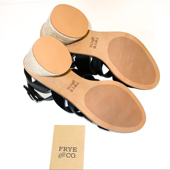 Frye and Co mixed strap heel - Picture 3 of 5